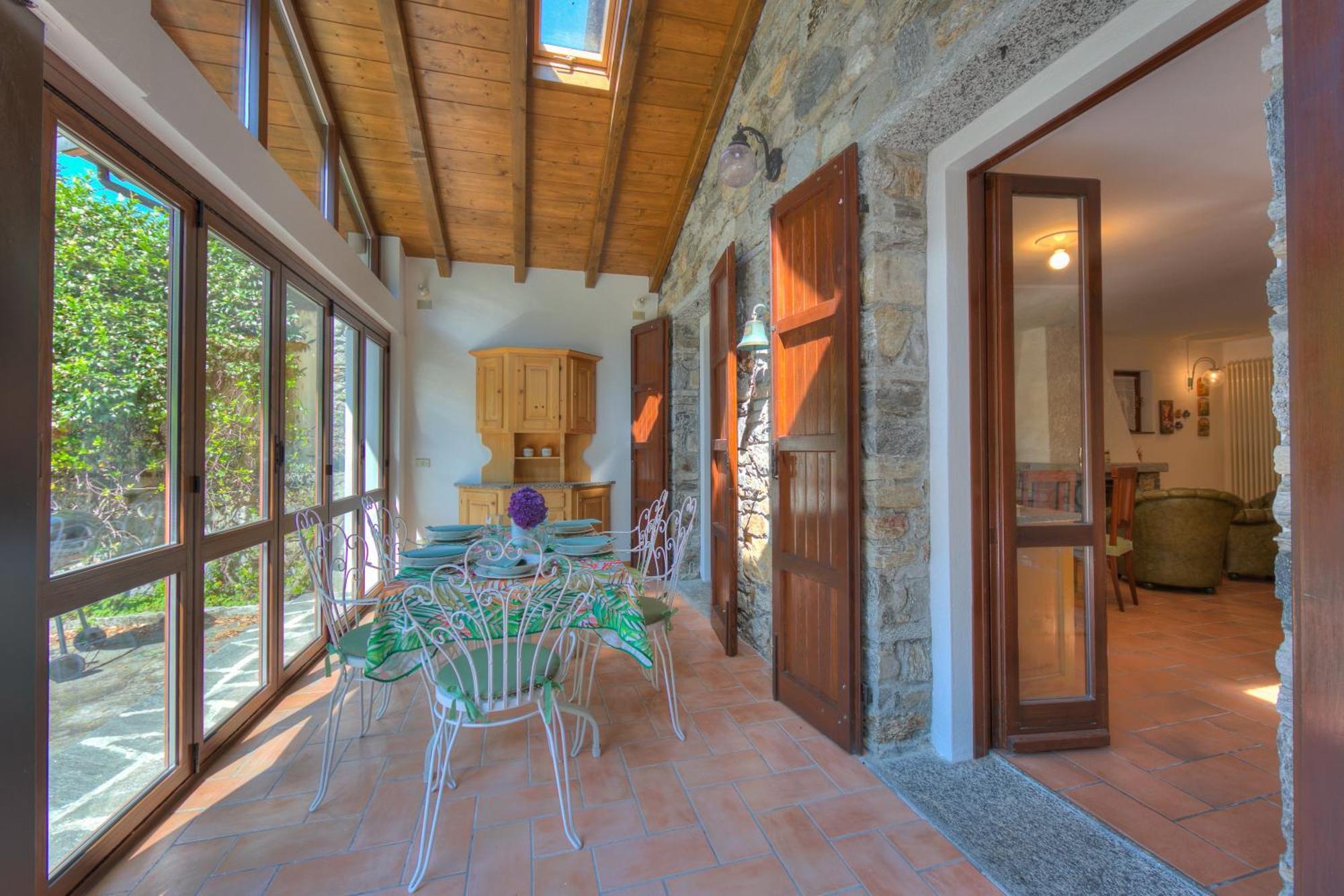 Villa Il Castagno Few Min From Beach - Happy Rentals Castelveccana Esterno foto